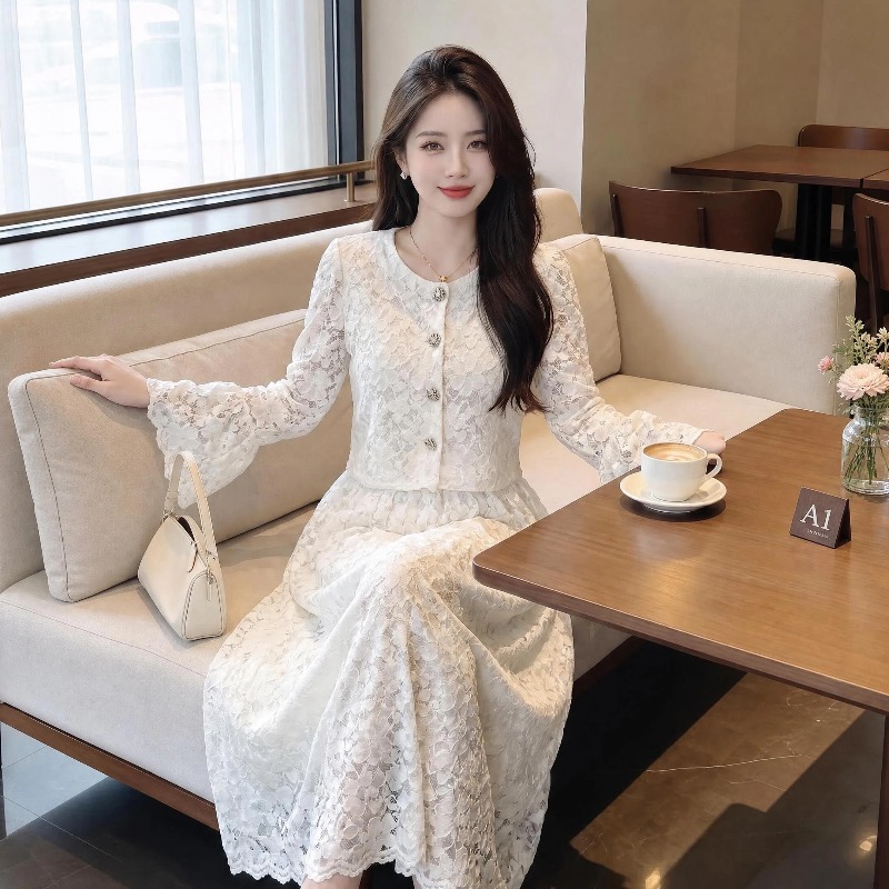Chic Lace Two-Piece Skirt Set with Embroidered Top and Skirt - Image 3